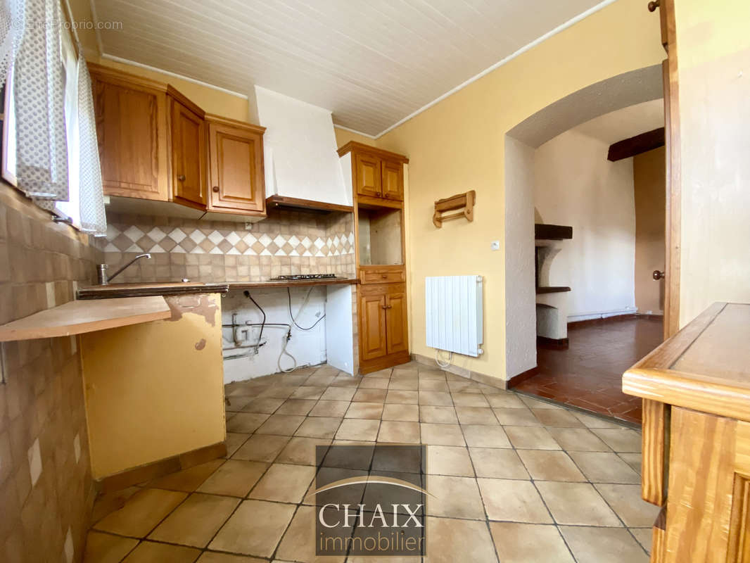 Appartement à ROQUEVAIRE