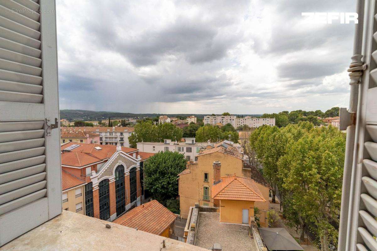 Appartement à AIX-EN-PROVENCE