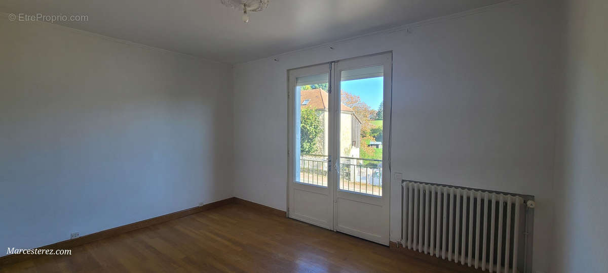 Appartement à LEYME