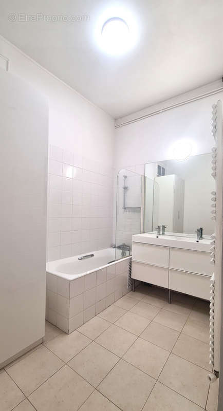 Appartement à PARIS-9E