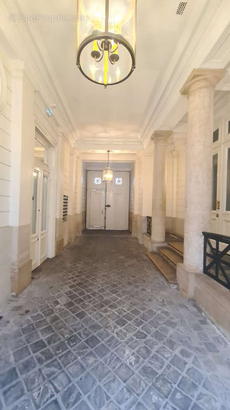 Appartement à PARIS-9E