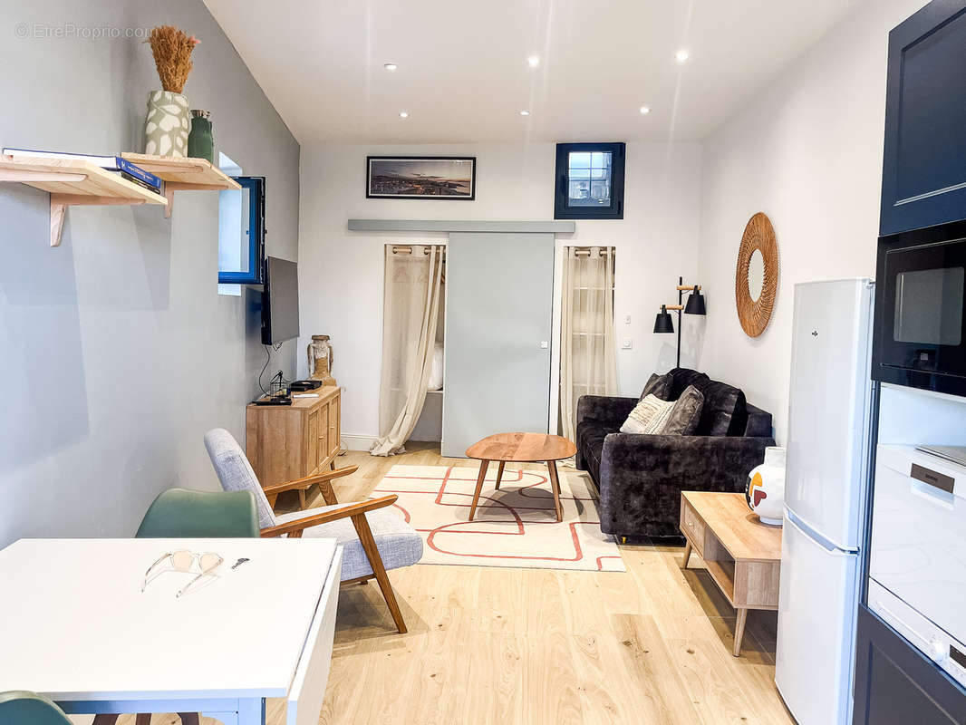 Appartement à MARSEILLE-8E