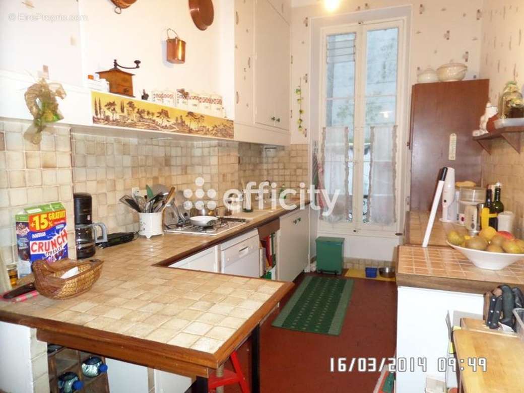 Appartement à MARSEILLE-6E