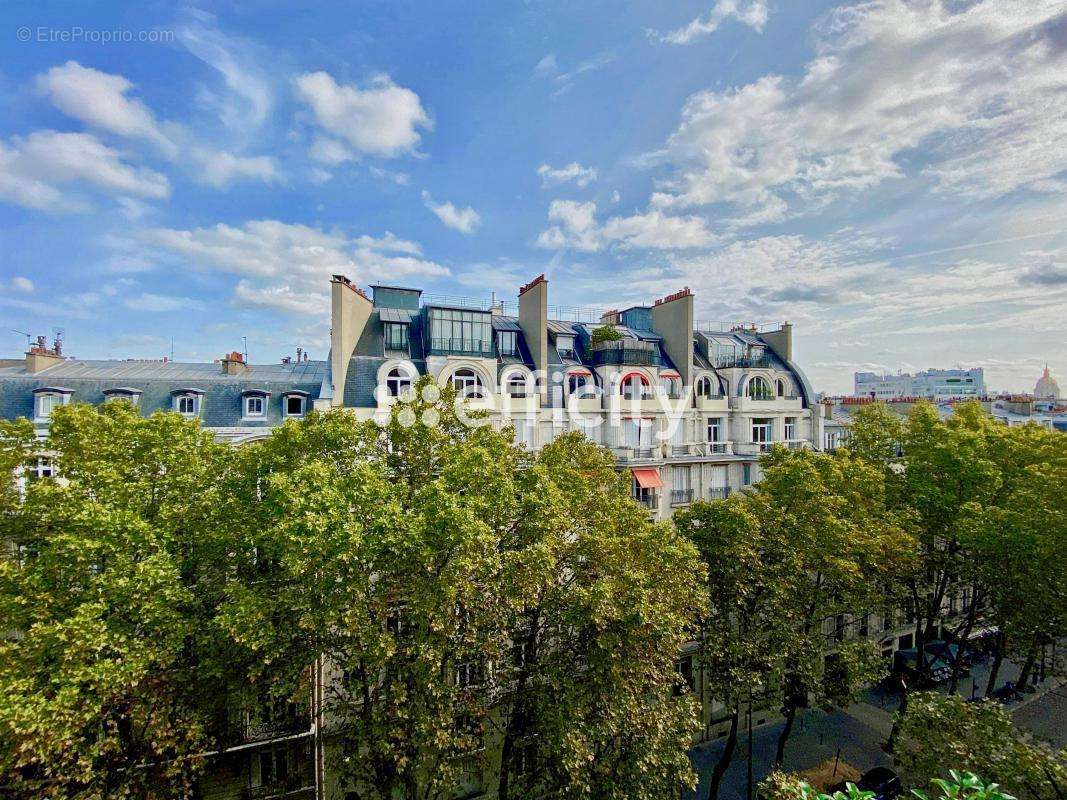 Appartement à PARIS-7E