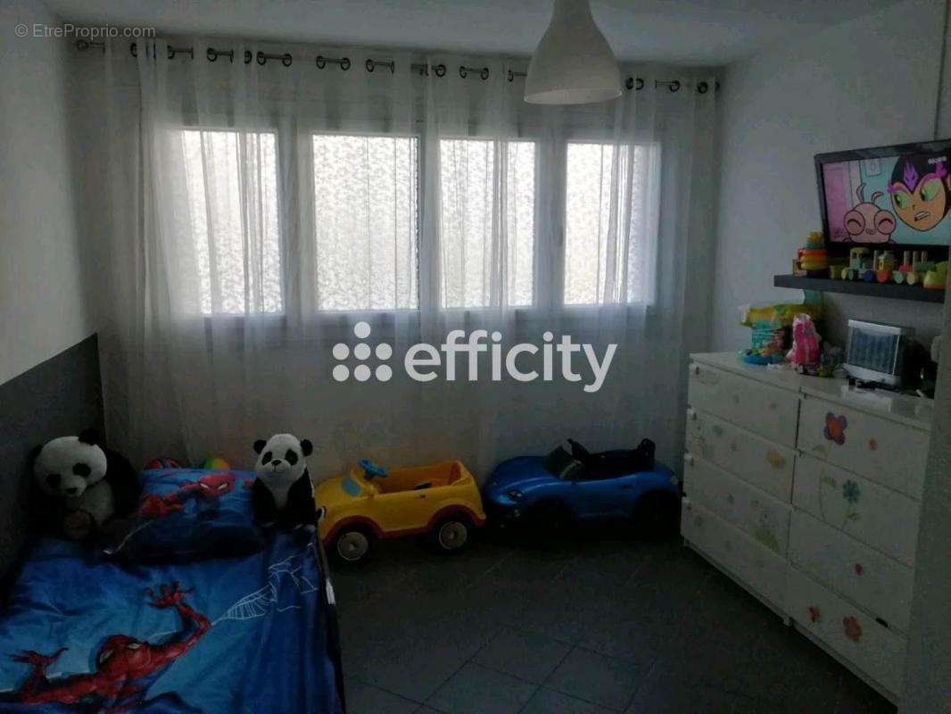 Appartement à MARSEILLE-14E