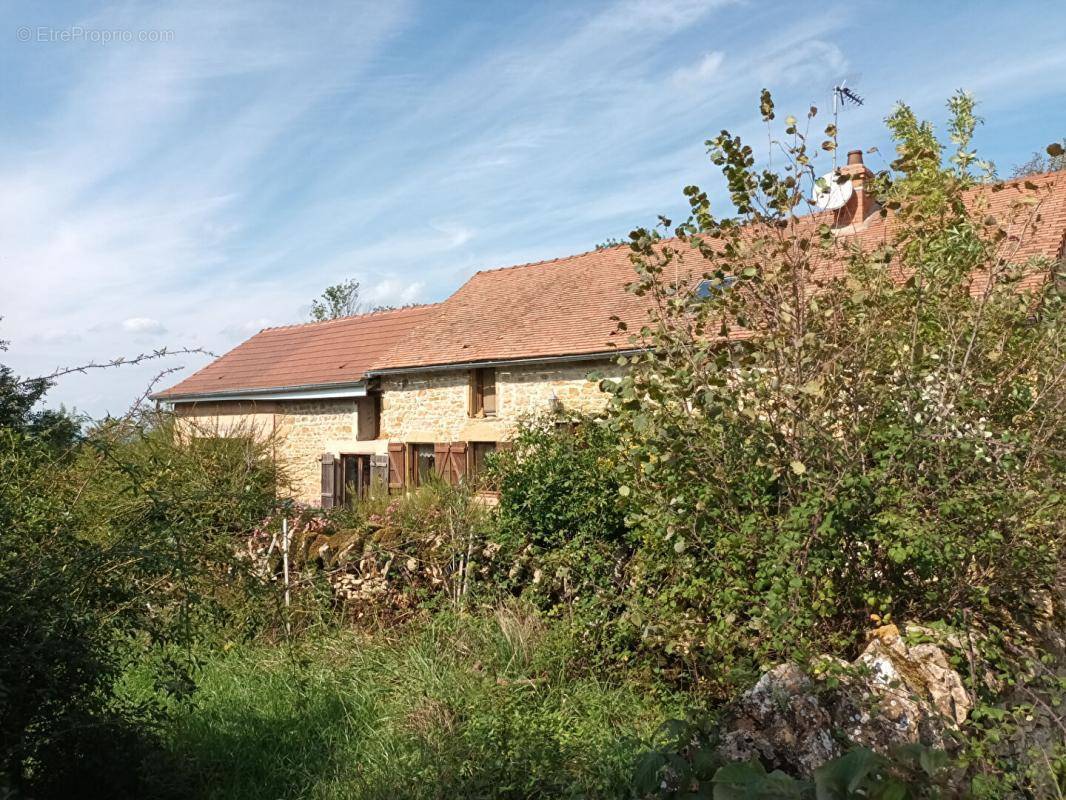 Maison à PARAY-LE-MONIAL