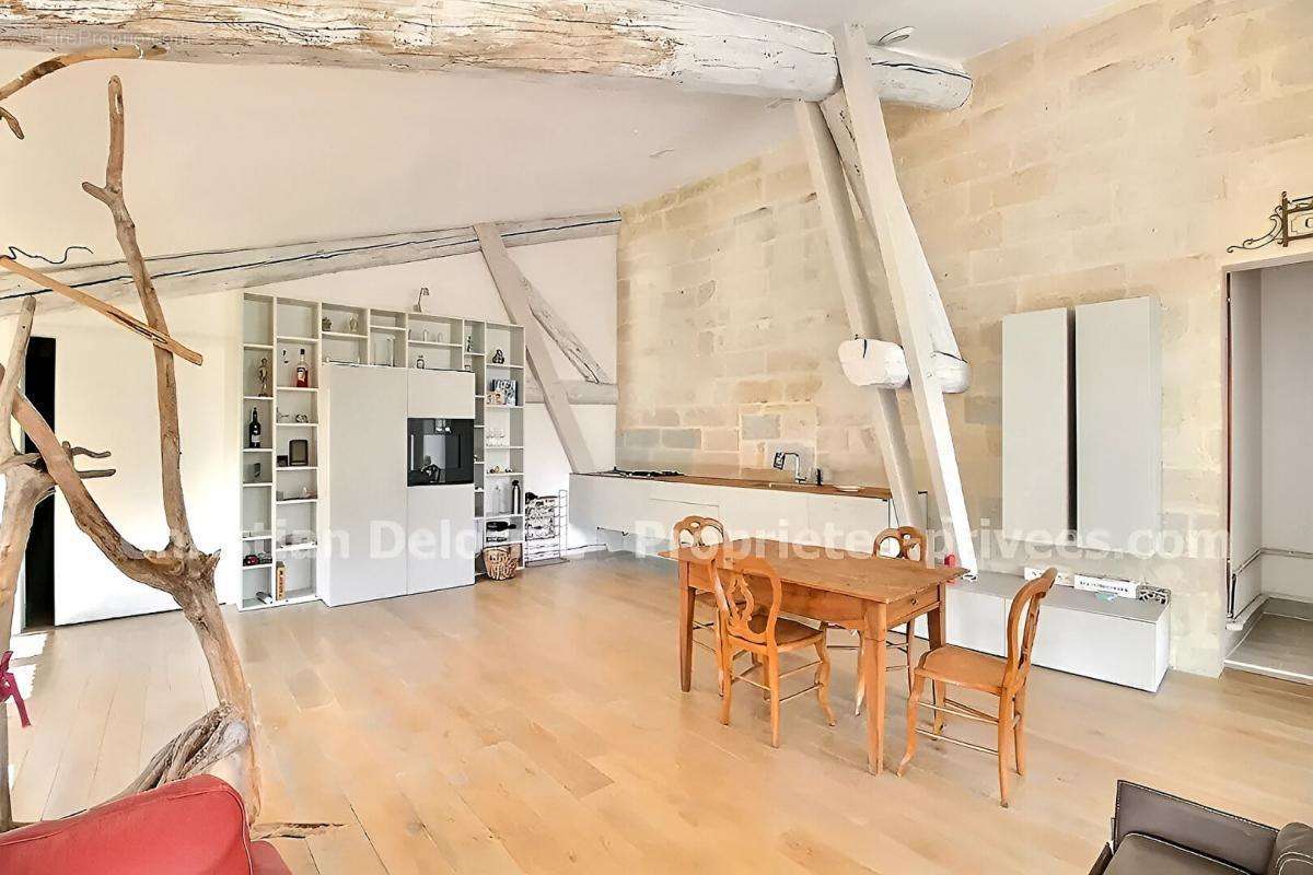 Appartement à UZES