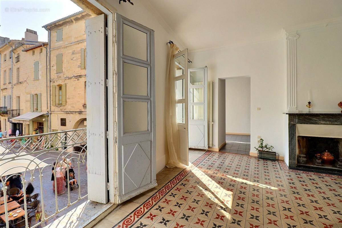 Appartement à UZES