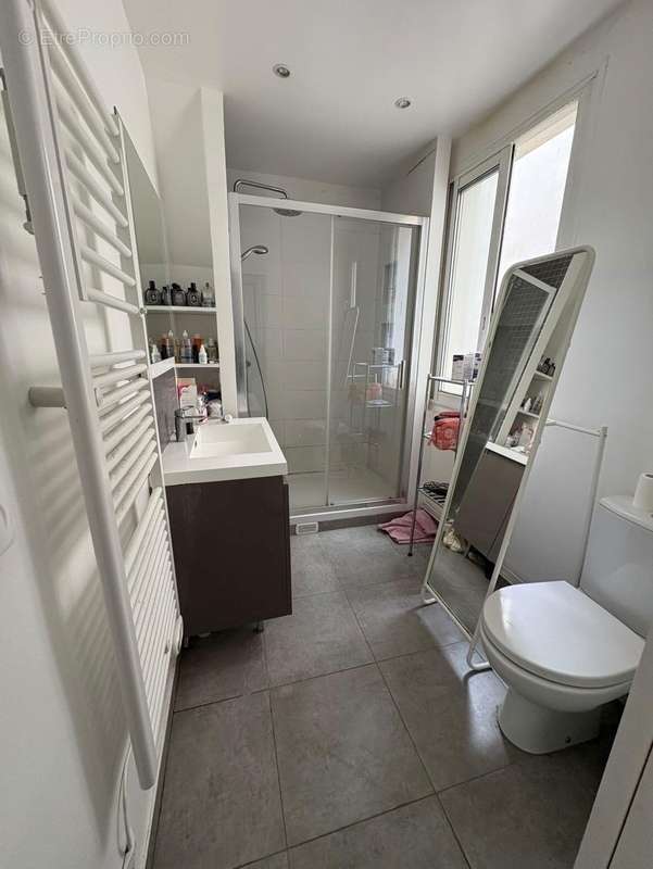 Appartement à PARIS-12E