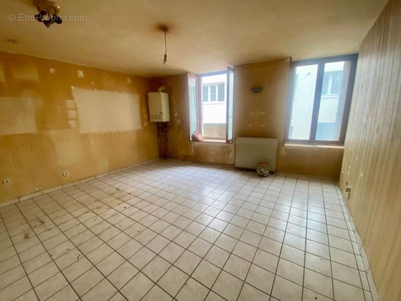 Appartement à BOURGOIN-JALLIEU