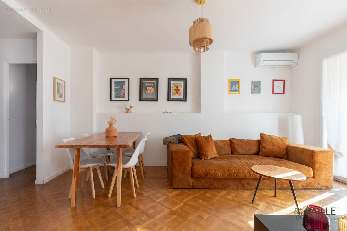 Appartement à MARSEILLE-8E