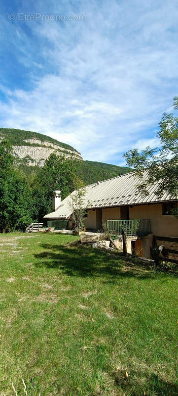 Maison à SAINT-MARTIN-D&#039;ENTRAUNES