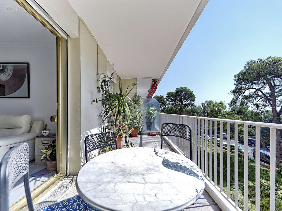 Appartement à CAGNES-SUR-MER