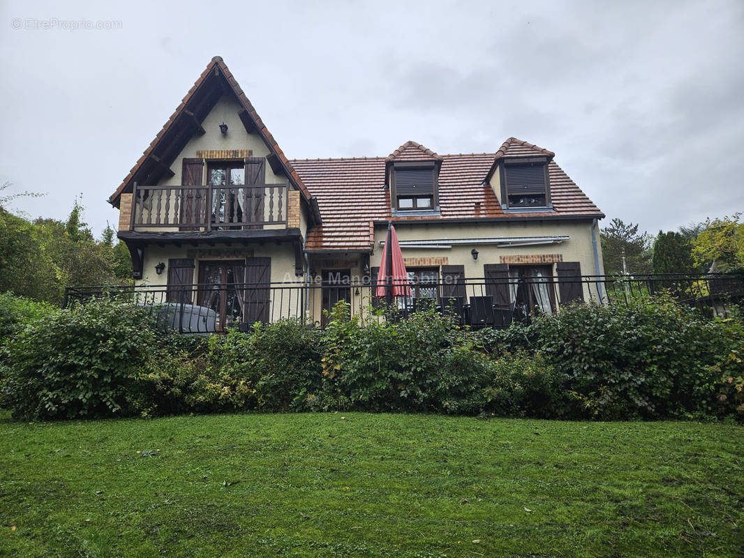 Maison à VILLENEUVE-SUR-BELLOT