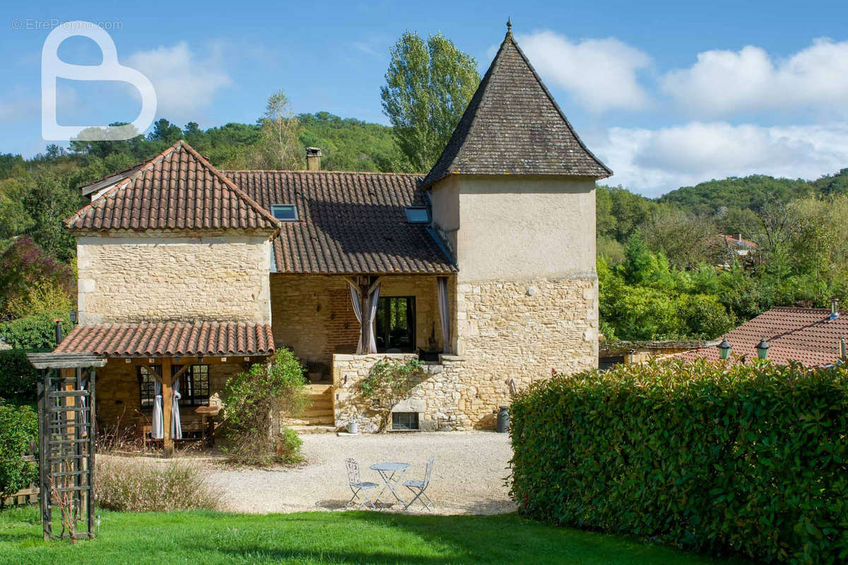 Maison à PUY-L&#039;EVEQUE