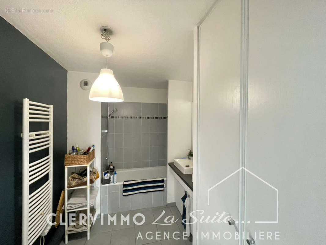 Appartement à MARSEILLE-13E