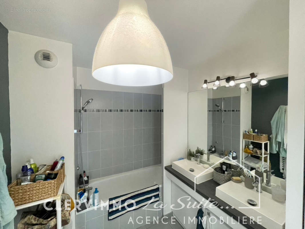 Appartement à MARSEILLE-13E