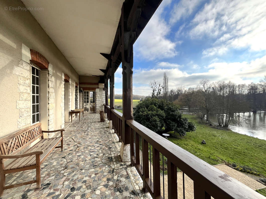 Maison à FERRIERES-EN-GATINAIS