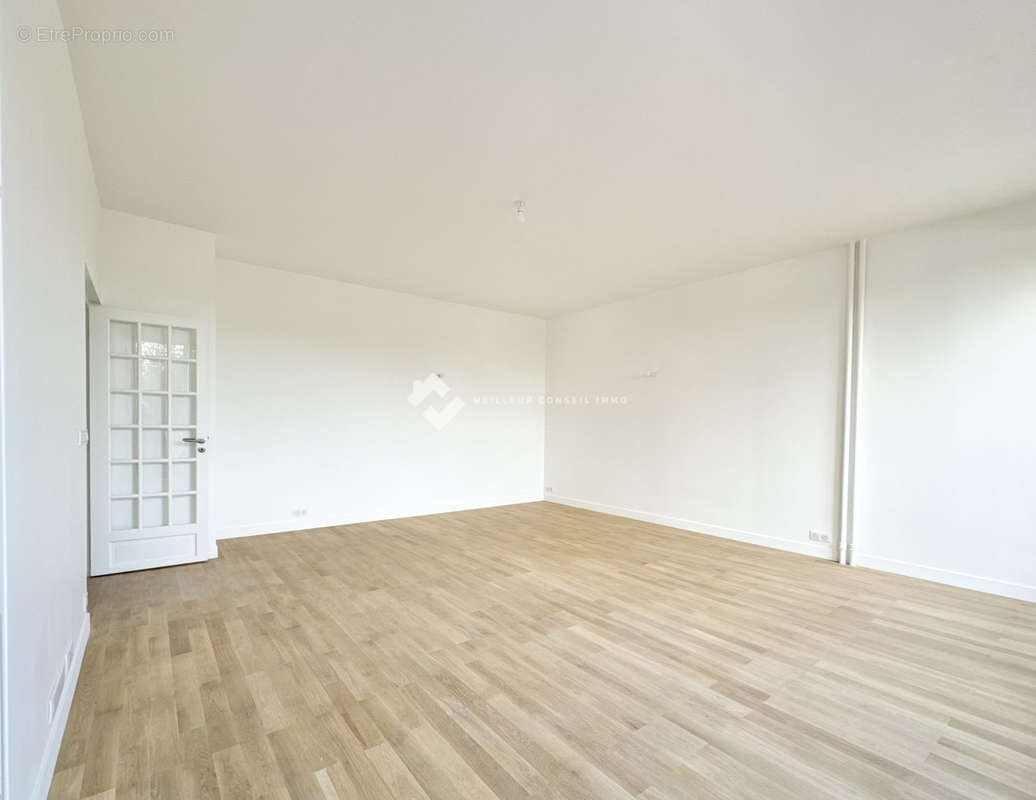 Appartement à NANTERRE