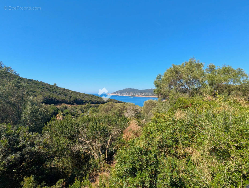 Maison à HYERES