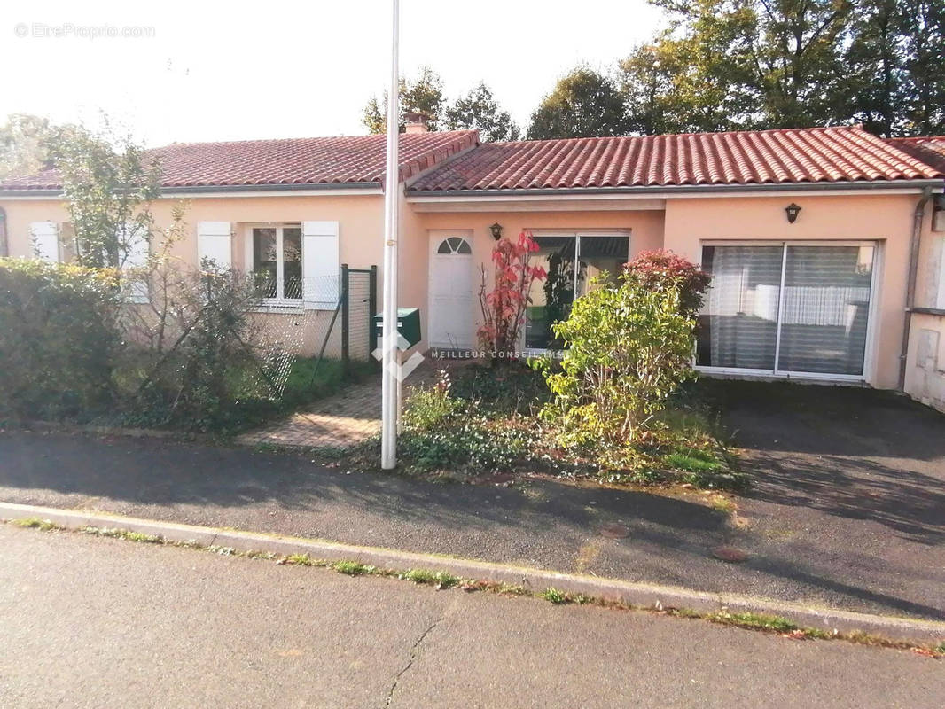 Maison à SAINT-BENOIT