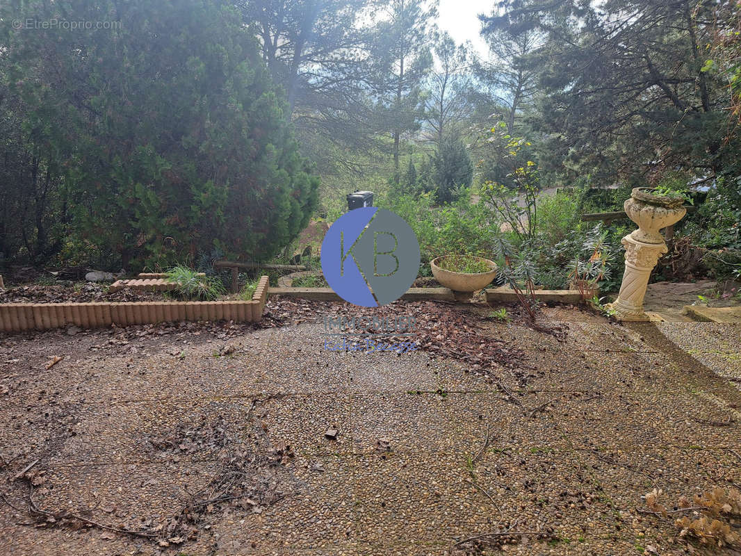 Terrain à ROUSSET