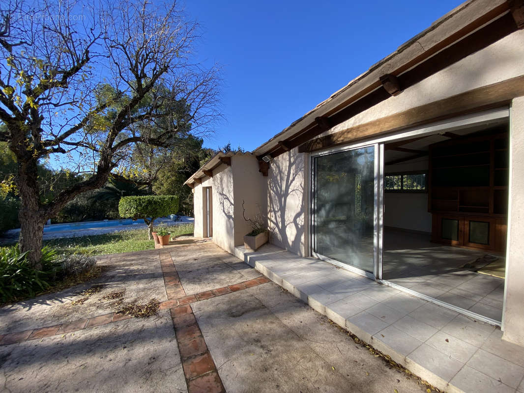 Maison à MOUGINS