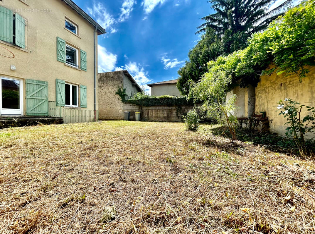 Maison à VILLEFONTAINE