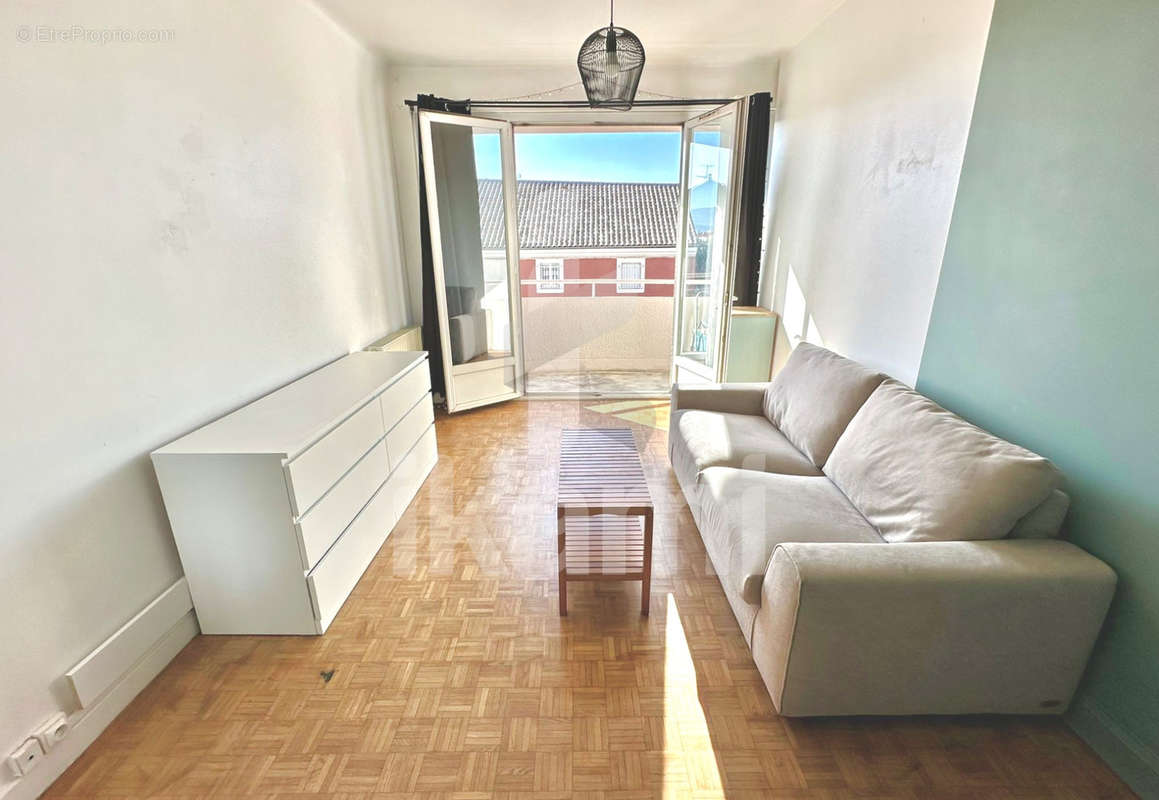 Appartement à BOURG-LES-VALENCE