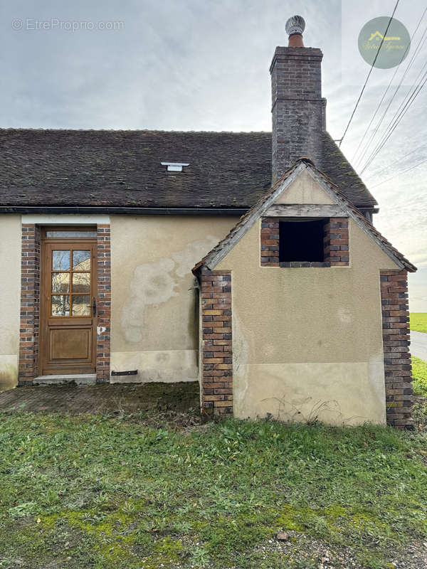 Maison à EGREVILLE