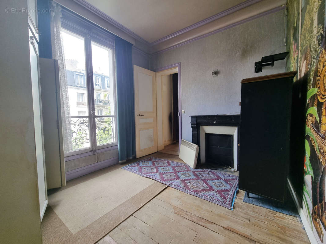 Appartement à PARIS-20E