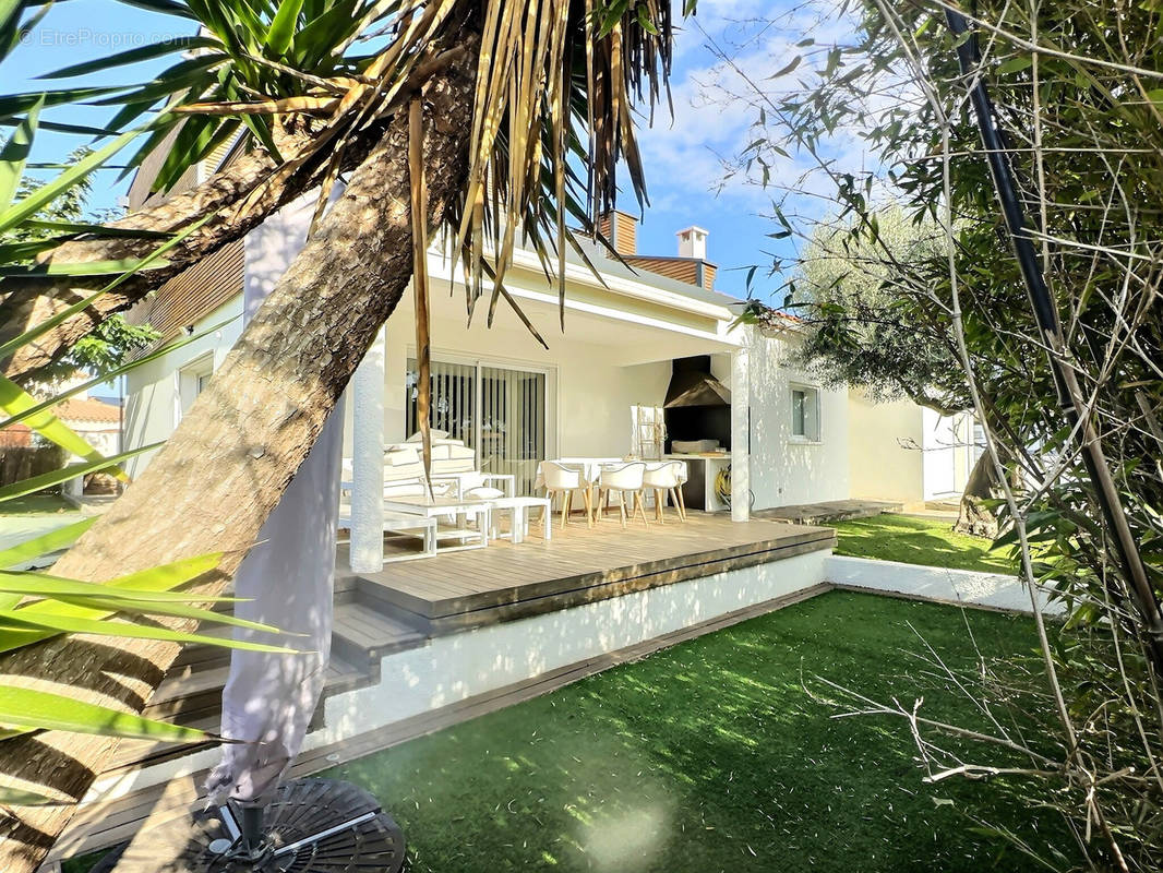 Maison à SAINT-CYPRIEN