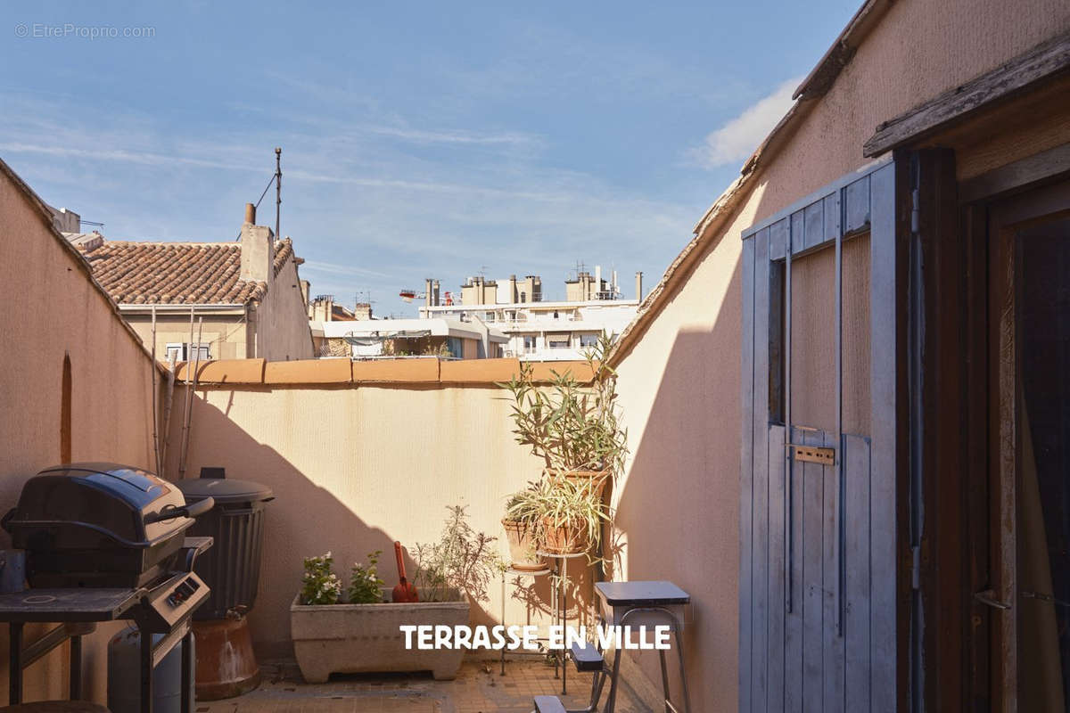 Appartement à MARSEILLE-5E