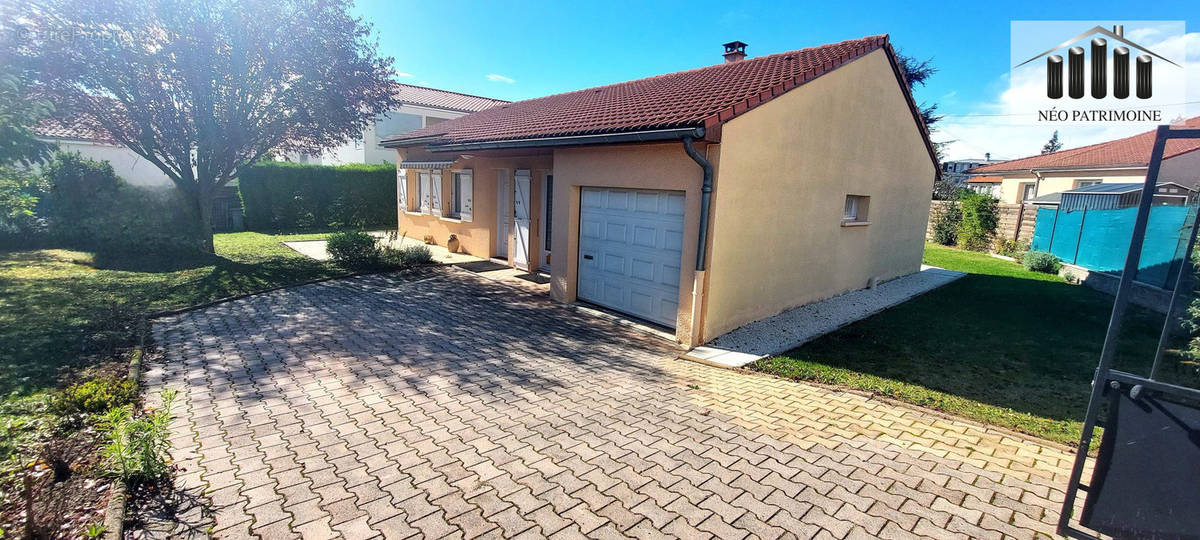 Maison à LE CENDRE