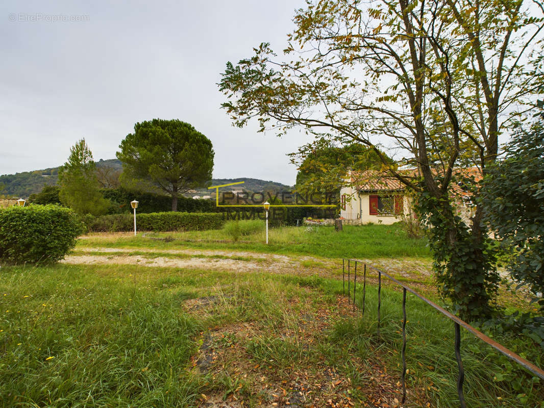 Maison à VIVIERS