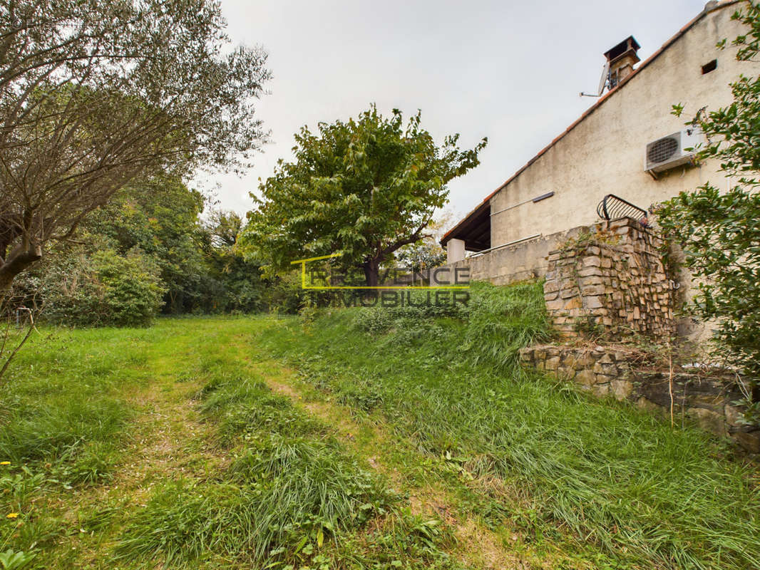 Maison à VIVIERS