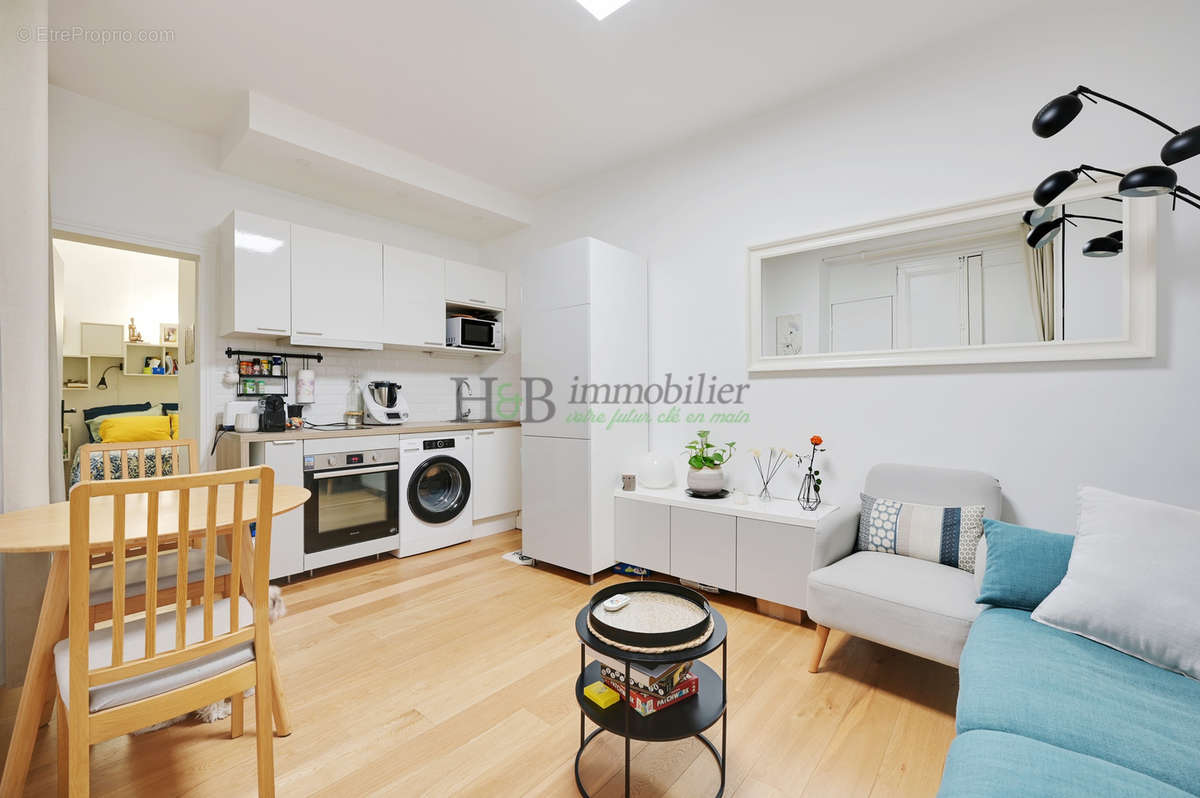 Appartement à PARIS-11E