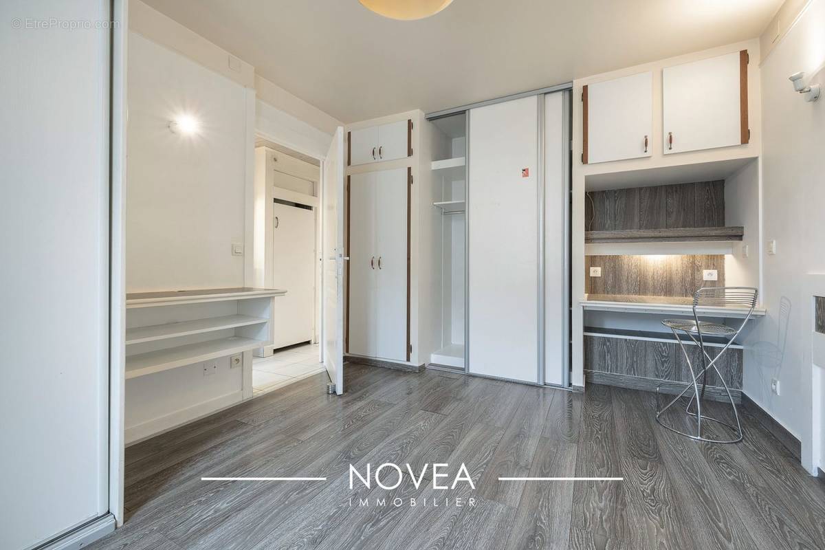 Appartement à SAINT-GENIS-LAVAL