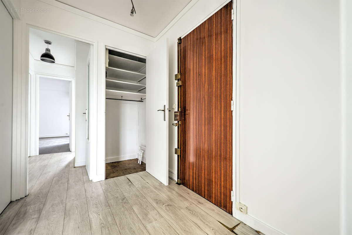 Appartement à PARIS-12E