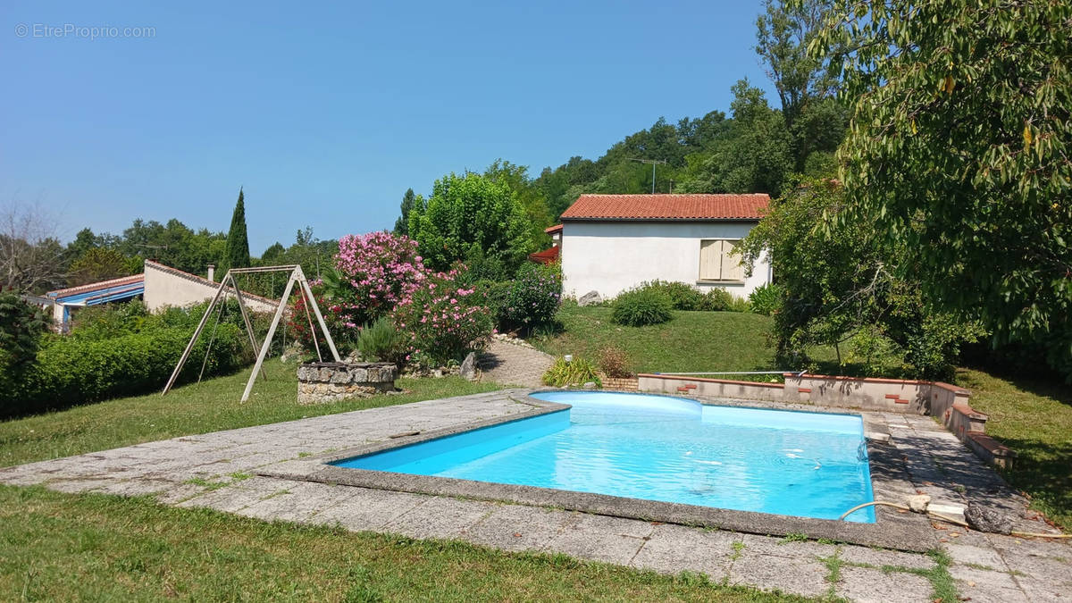 Maison à COLAYRAC-SAINT-CIRQ