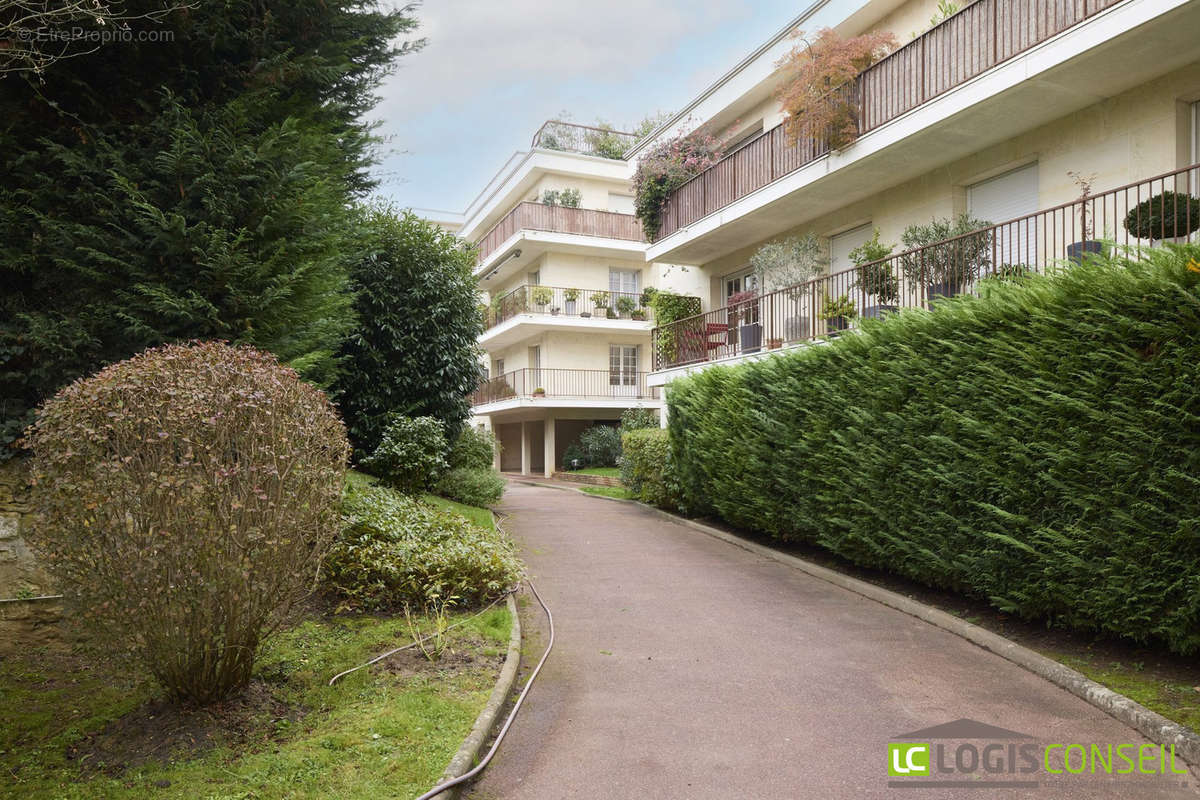 Appartement à FONTENAY-AUX-ROSES