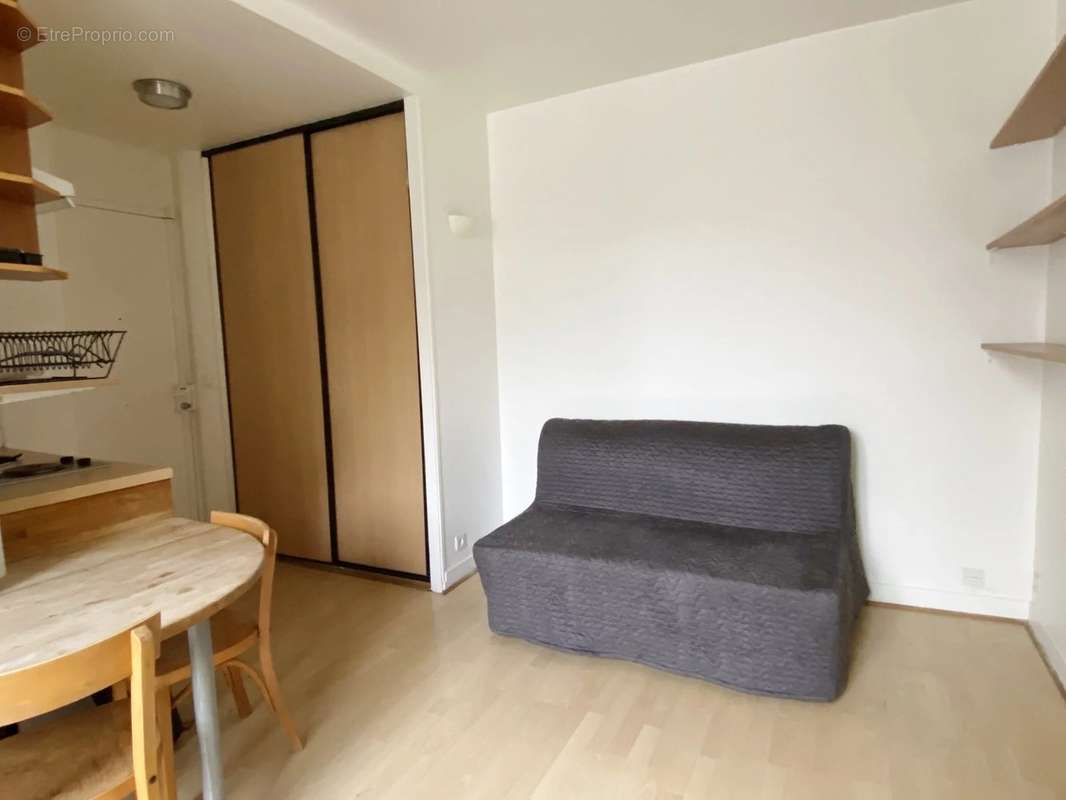 Appartement à PARIS-10E