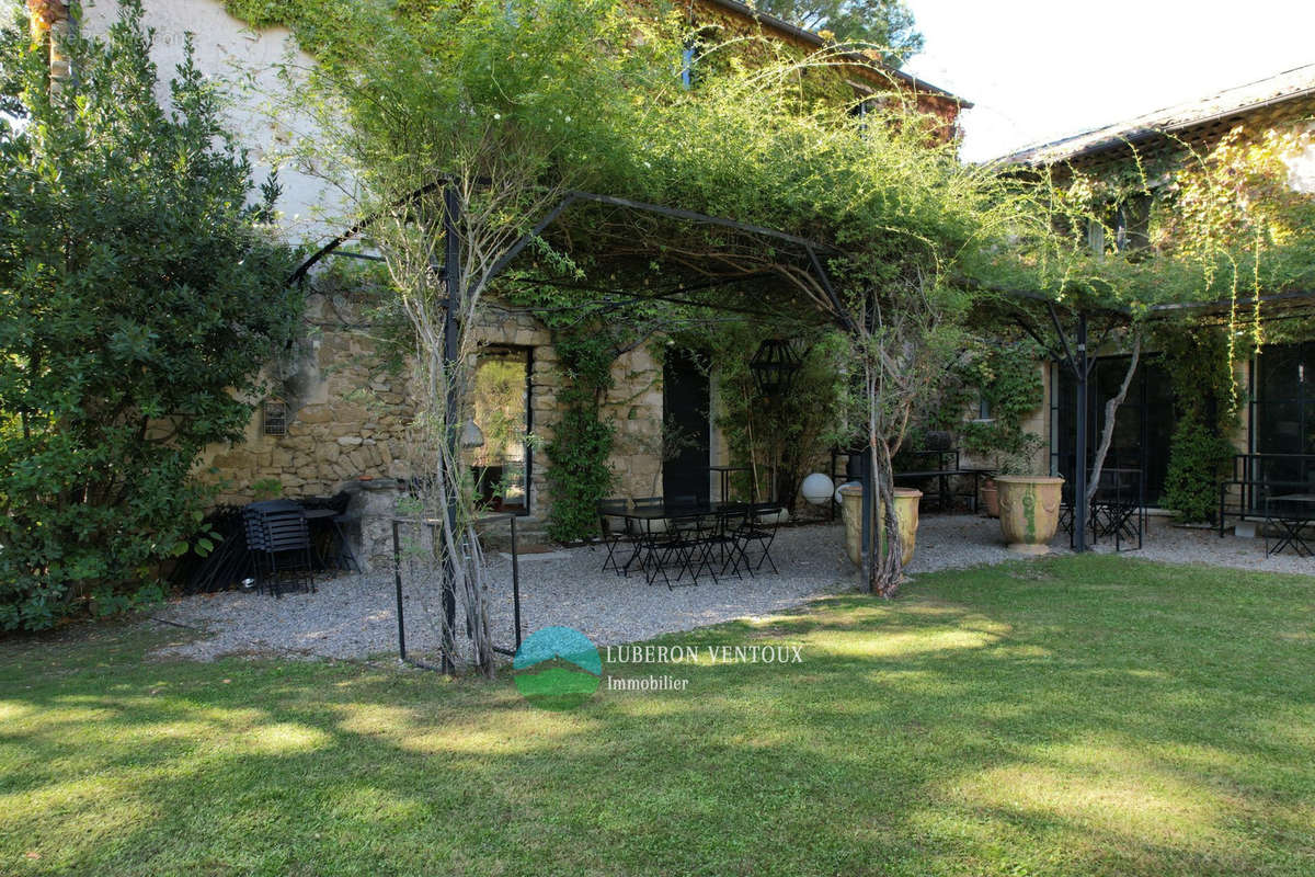 Maison à MONTEUX