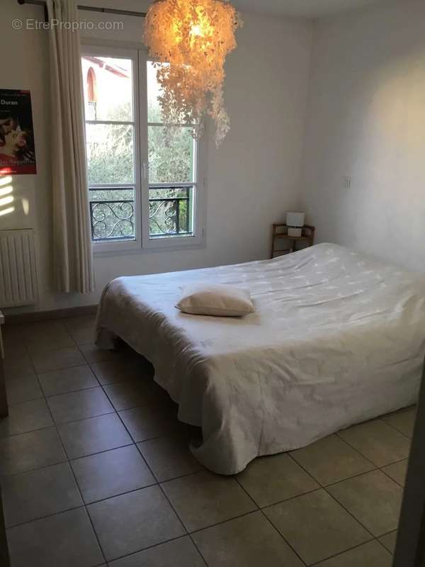 Appartement à ROQUEFORT-LES-PINS