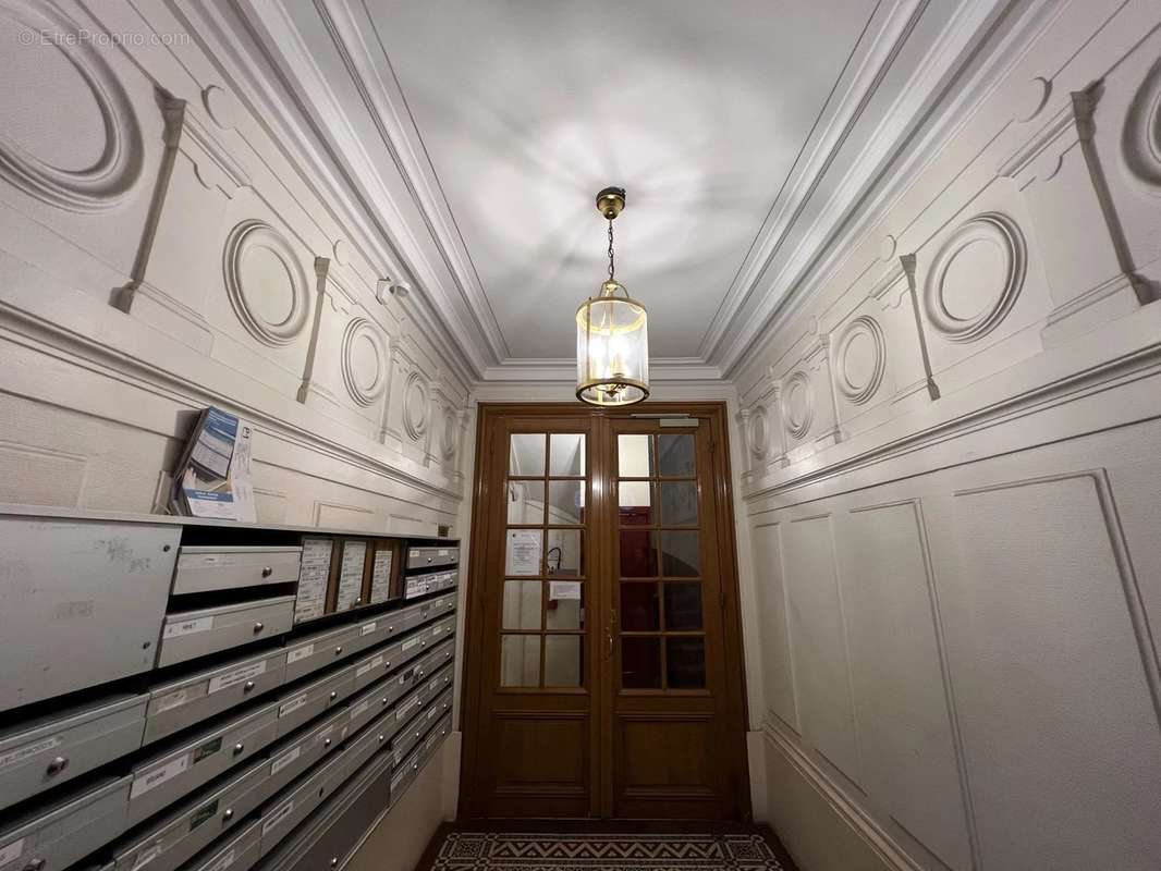 Appartement à PARIS-9E