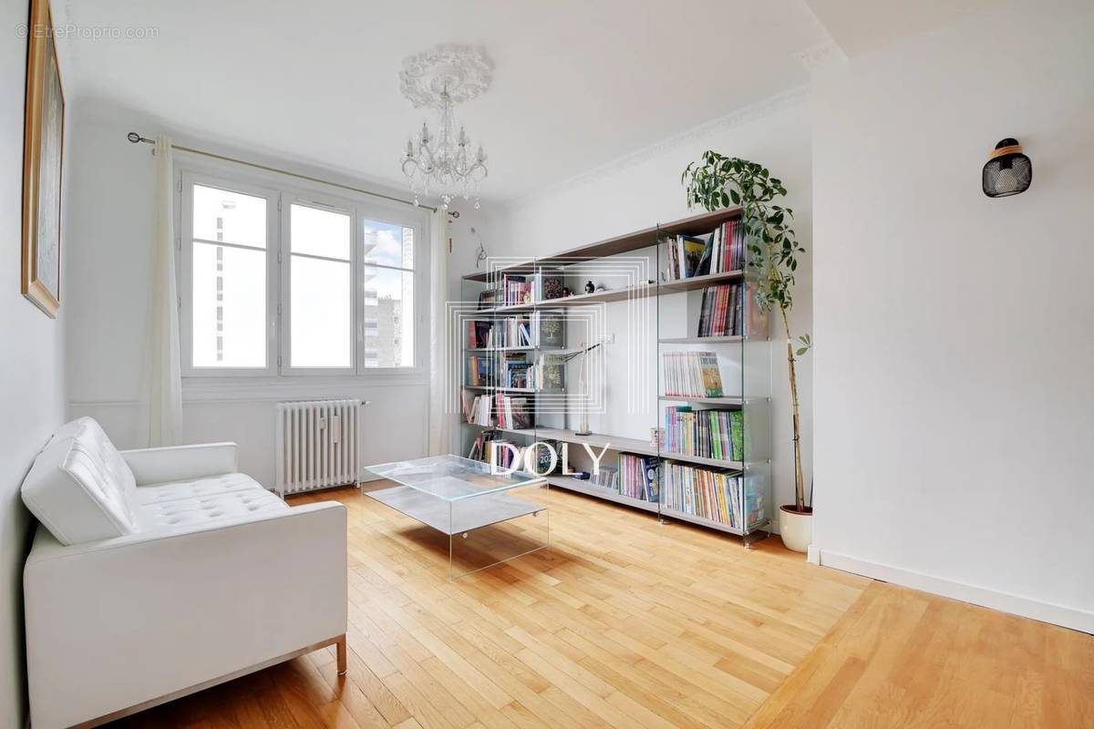 Appartement à PARIS-15E