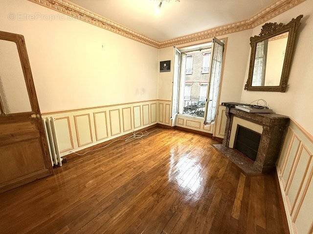 Appartement à MAISONS-ALFORT