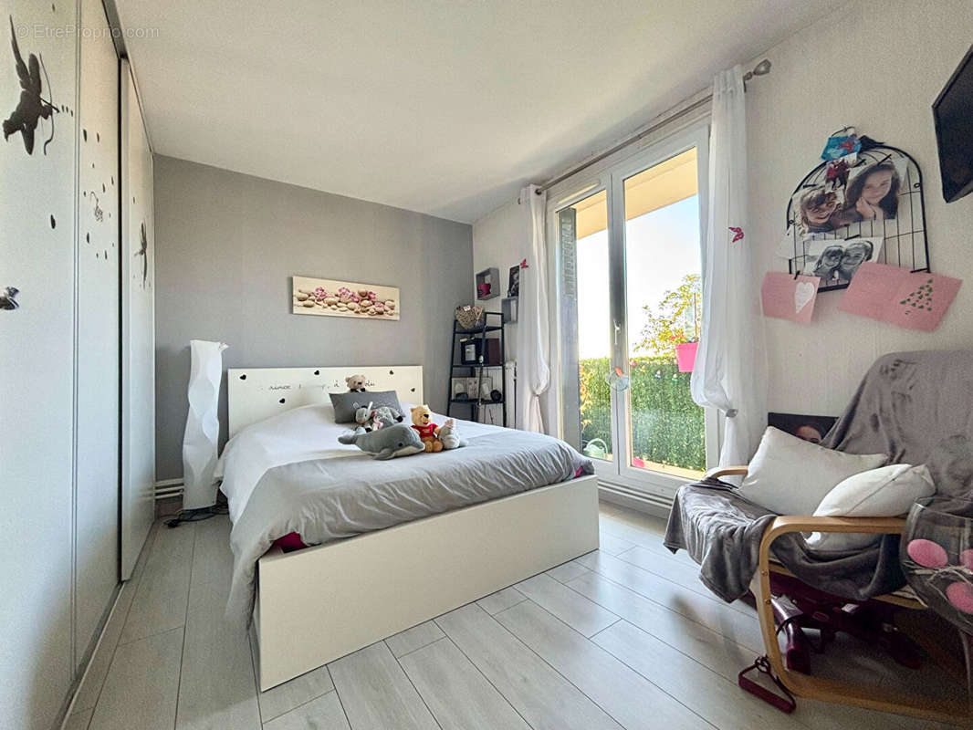 Appartement à MENNECY