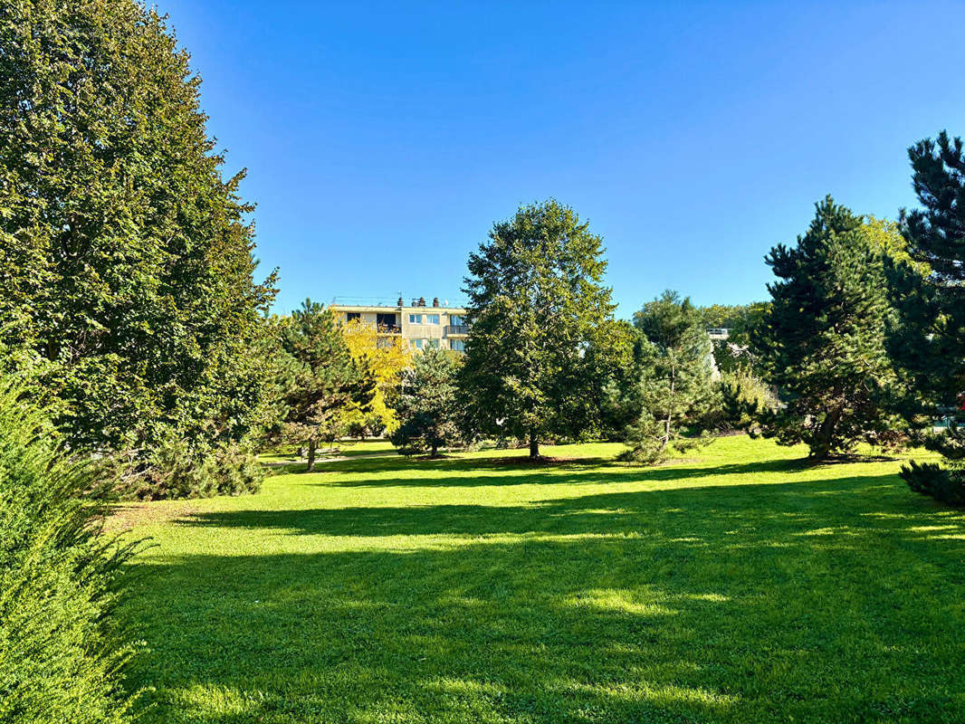 Appartement à MENNECY