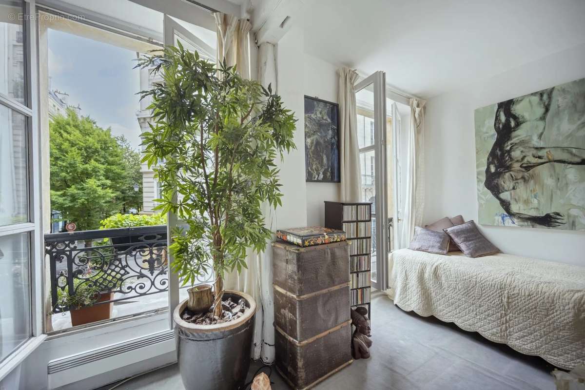 Appartement à PARIS-4E